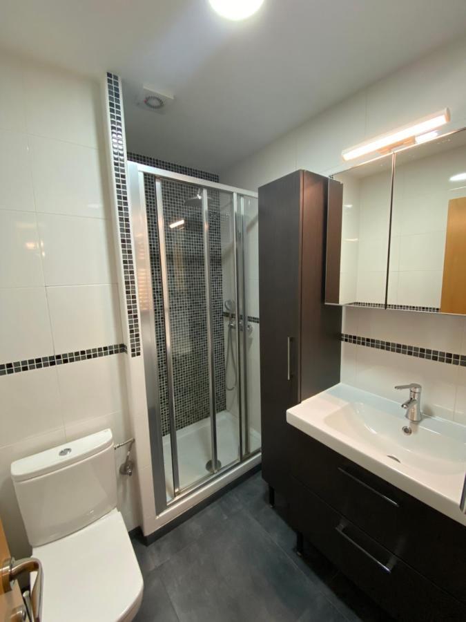 Entire New Apartment 20' From Barcelona Sabadell Ngoại thất bức ảnh
