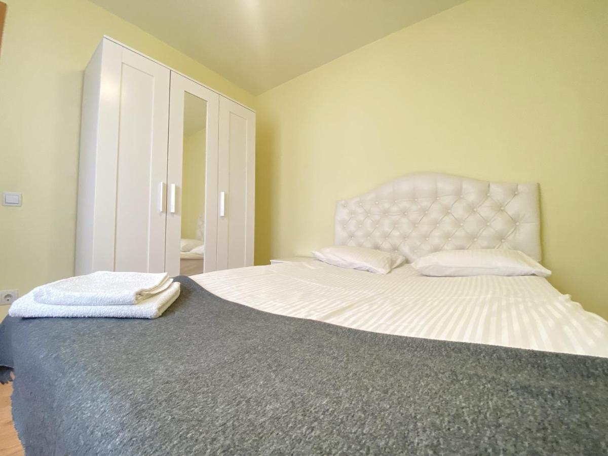 Entire New Apartment 20' From Barcelona Sabadell Ngoại thất bức ảnh